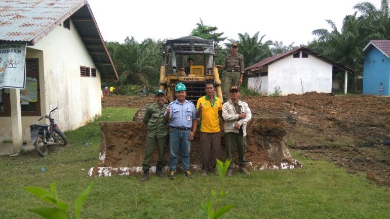 BANTUAN SEMBAKO UNTUK KORBAN BANJIR DESA SEMANGUS BARU DAN SEMANGUS LAMA KEC. MUARA LAKITAN KAB. MUSI RAWAS